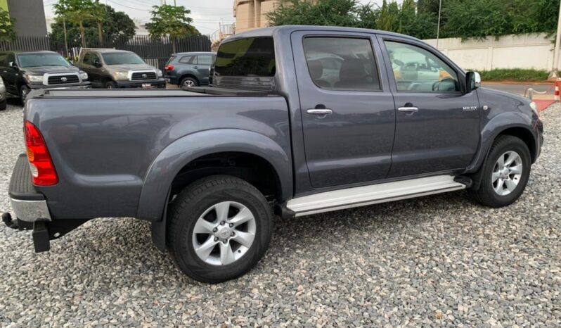 Toyota Hilux 2011 full