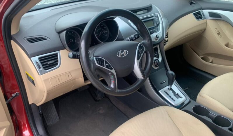 Hyundai Elantra 2011 full