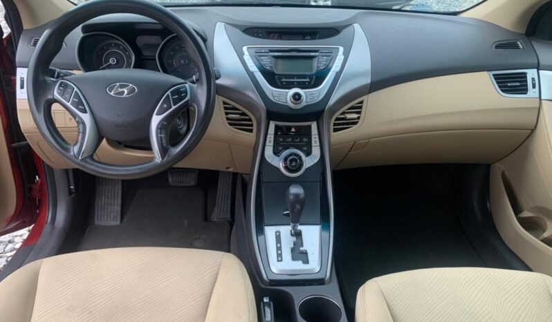 Hyundai Elantra 2011 full