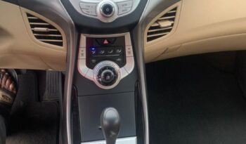 Hyundai Elantra 2011 full