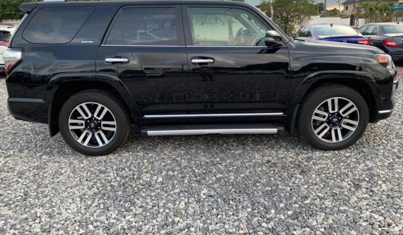 Toyota Black 4Runner 2020 Limited Edition full