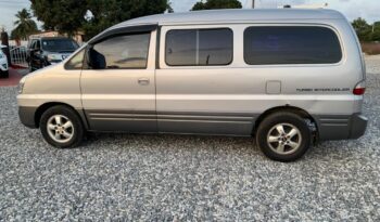 Hyundai H1 2010 full