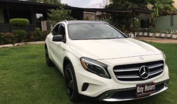 Mercedes Benz GLA 2015 full