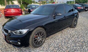 BMW 320i  x drive 2018 full