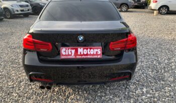 BMW 320i  x drive 2018 full