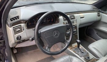 Mercedes Benz E230 Avantgarde  Antique full