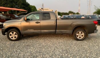 Toyota Tundra extra long 2009 full