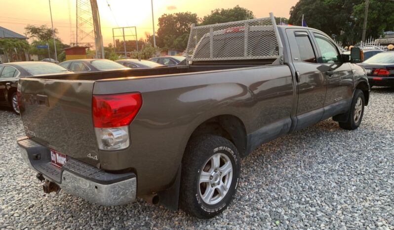 Toyota Tundra extra long 2009 full