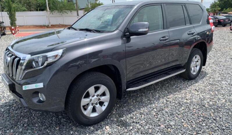 Toyota Land Cruiser Prado 5 seater full