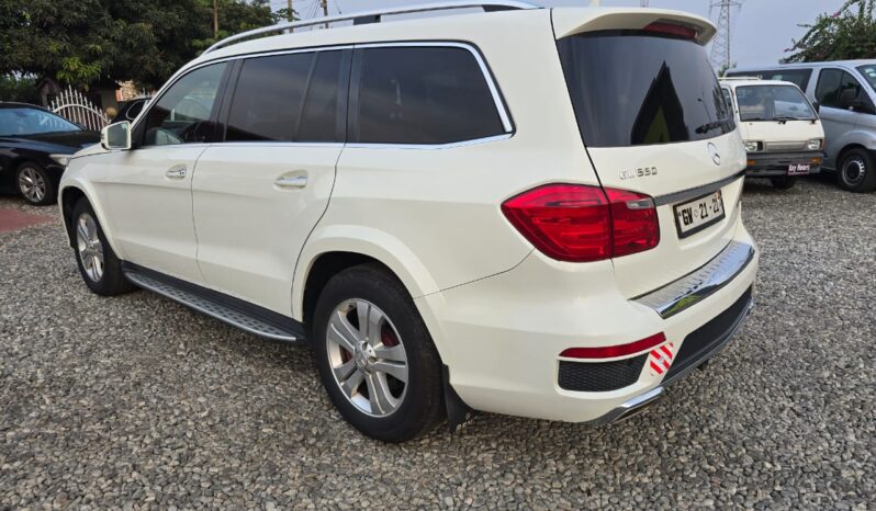 Mercedes Benz GL550 4 Matic full