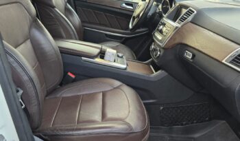 Mercedes Benz GL550 4 Matic full