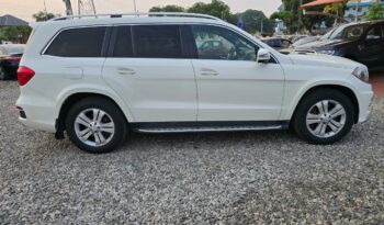 Mercedes Benz GL550 4 Matic full