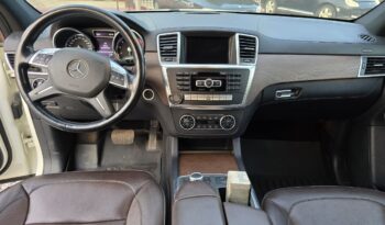 Mercedes Benz GL550 4 Matic full