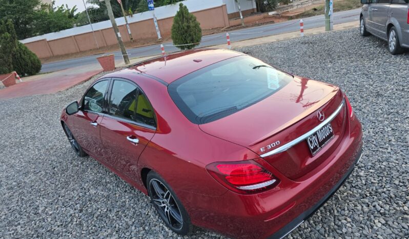 Mercedes Benz E300 full