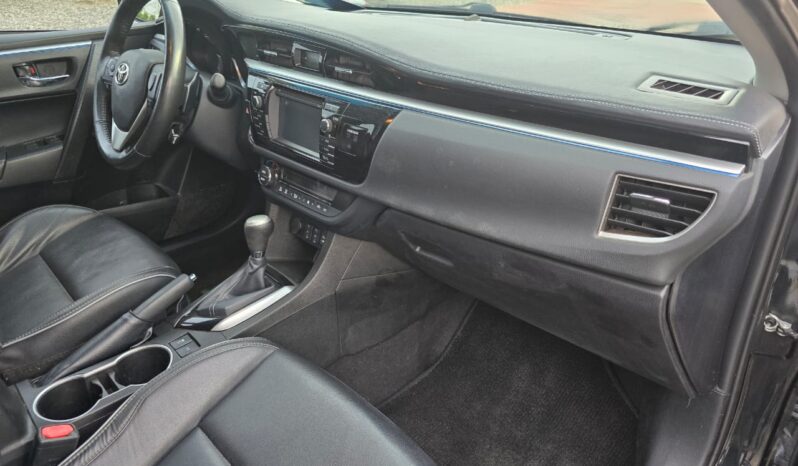 Toyota Corolla’s 2016 Black full