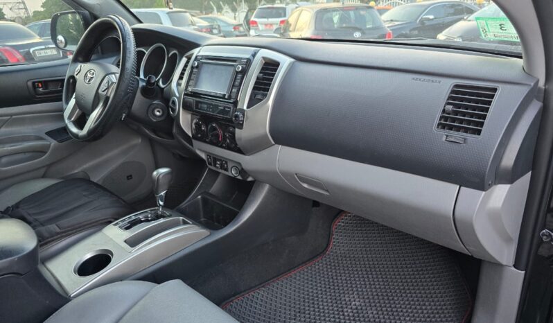 Toyota Tacoma 2014 full