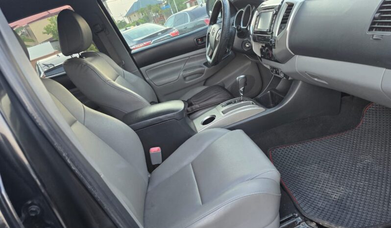 Toyota Tacoma 2014 full