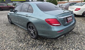 Mercedes Benz E300 full