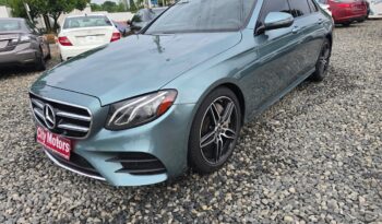 Mercedes Benz E300 full