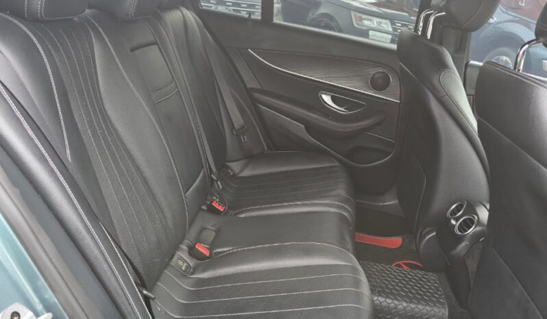 Mercedes Benz E300 full