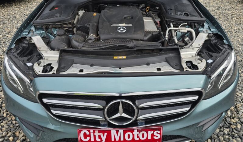 Mercedes Benz E300 full