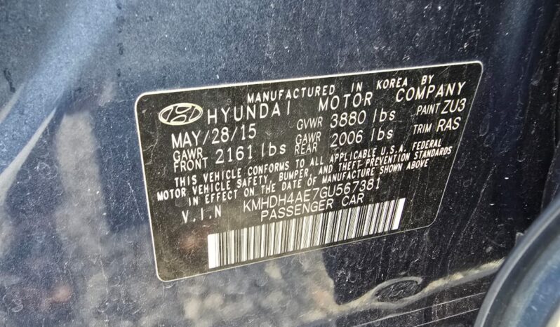 Hyundai Elantra full