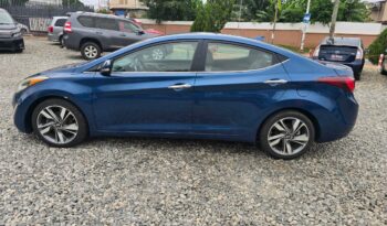 Hyundai Elantra full