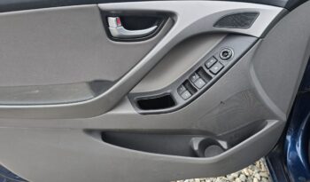 Hyundai Elantra full