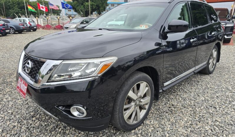 Nissan Pathfinder full