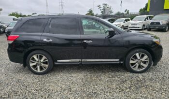Nissan Pathfinder full
