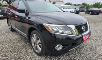 Nissan Pathfinder full