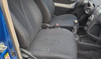 Toyota Yaris full