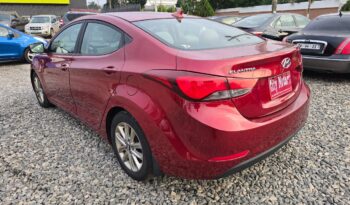 Hyundai Elantra full