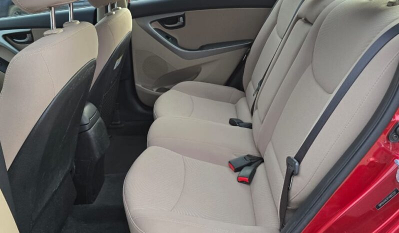 Hyundai Elantra full