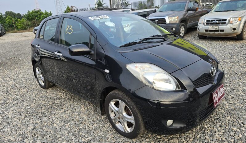 Toyota Yaris full