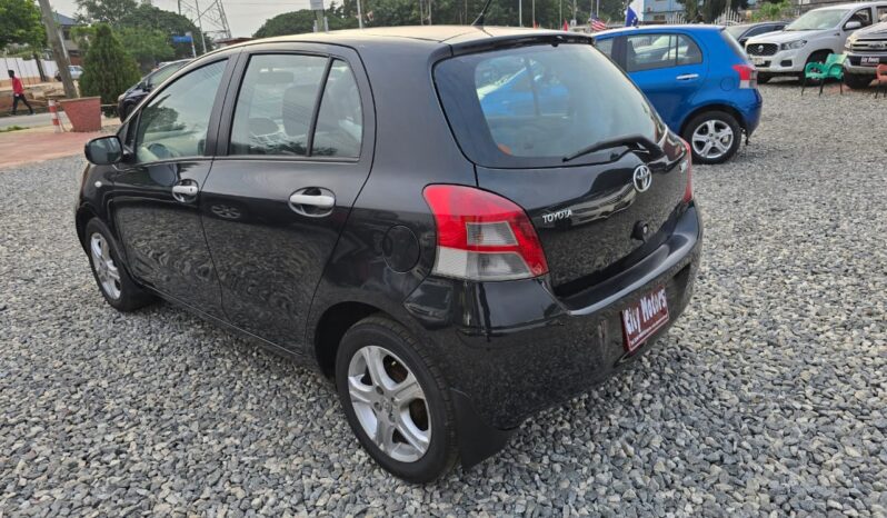 Toyota Yaris full