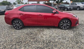 Toyota Corolla SE full