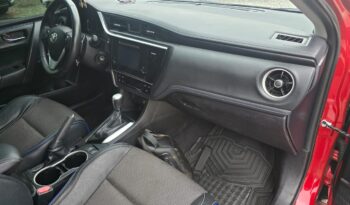 Toyota Corolla SE full