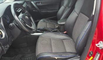 Toyota Corolla SE full