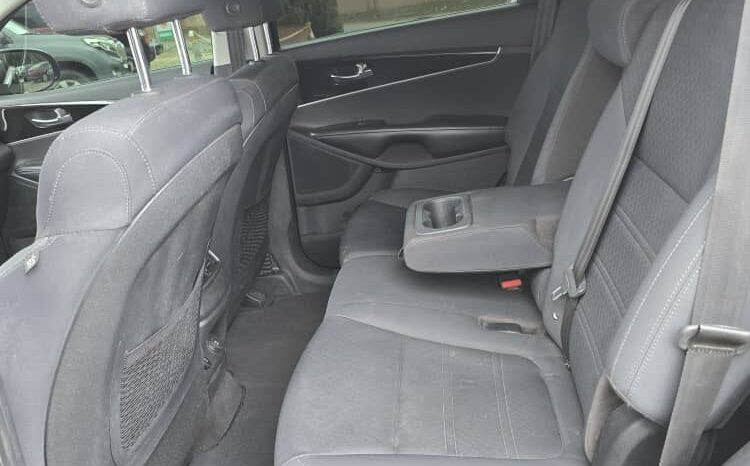 Kia Sorento full