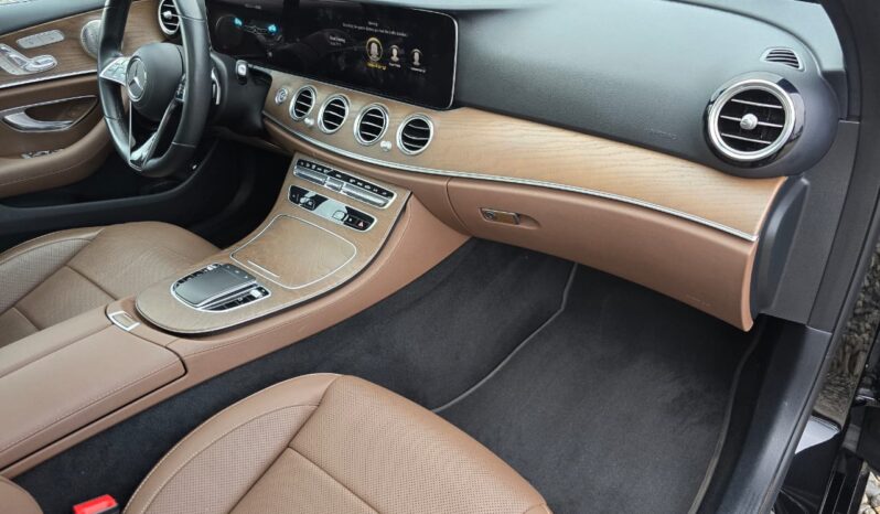 Mercedes Benz E350 4 Matic full