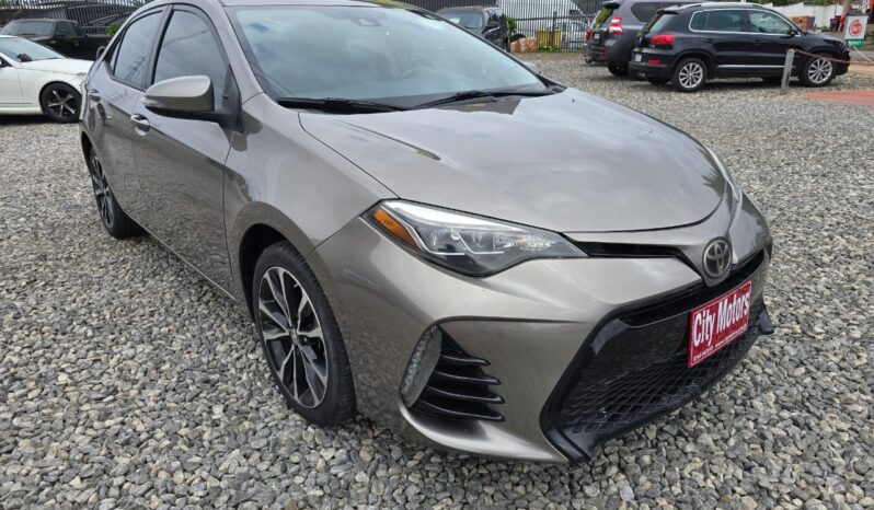 Toyota Corolla 2017 LE full