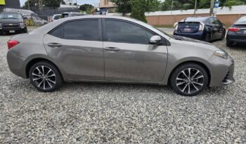 Toyota Corolla 2017 LE full