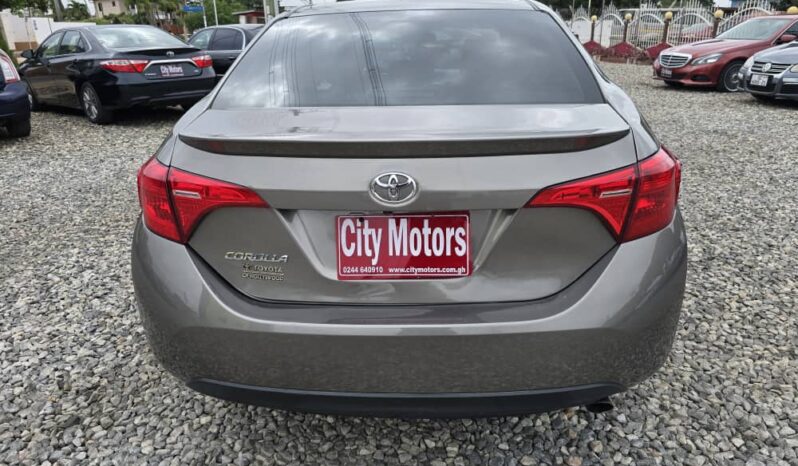 Toyota Corolla 2017 LE full