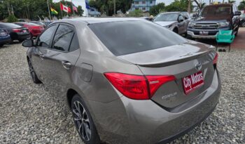 Toyota Corolla 2017 LE full