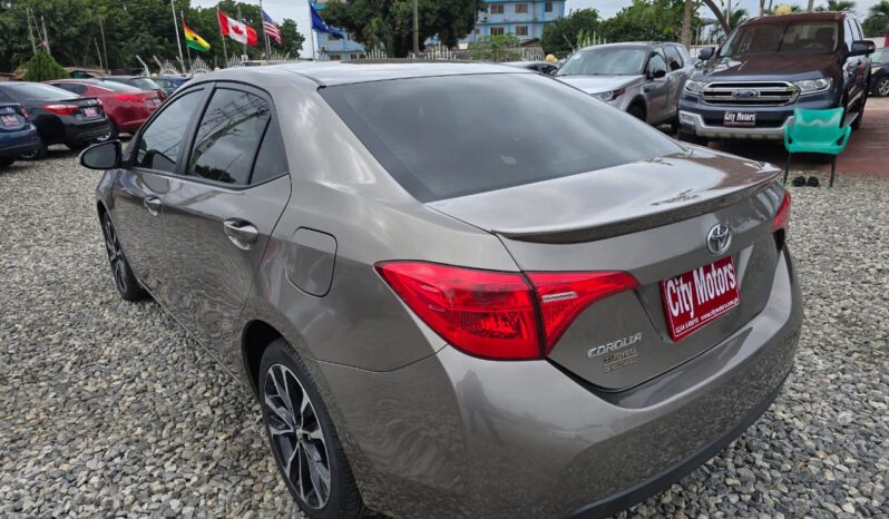 Toyota Corolla 2017 LE full