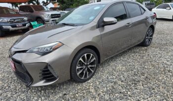 Toyota Corolla 2017 LE full