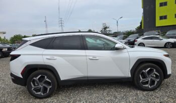 Hyundai Tucson Hybrid full