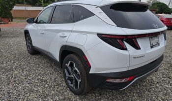 Hyundai Tucson Hybrid full