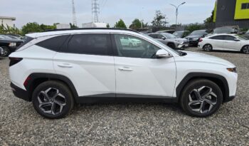 Hyundai Tucson Hybrid full